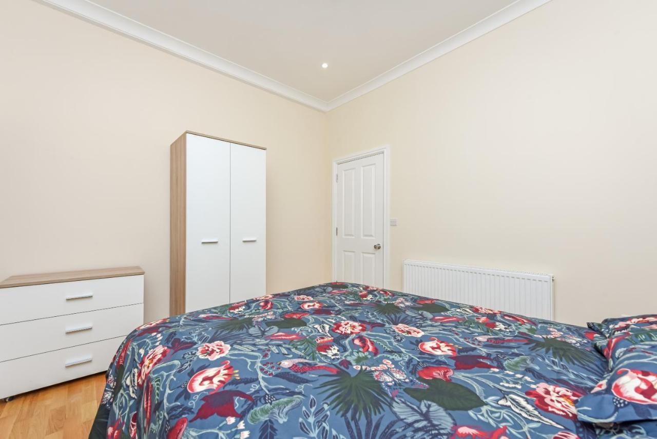 ロンドンBlythe Park Houseアパートメント エクステリア 写真